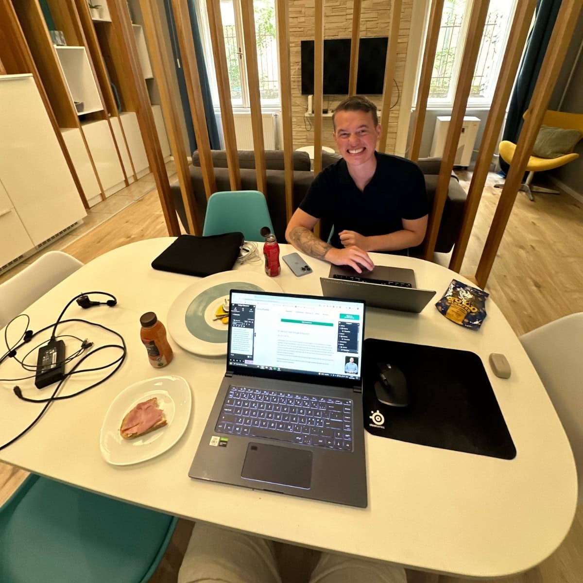 Om os 19 2024 - Kenneth og Nikolai på workcation i Budapest